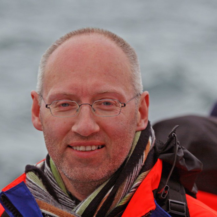 forsida-25-4852aaf06409bjpg